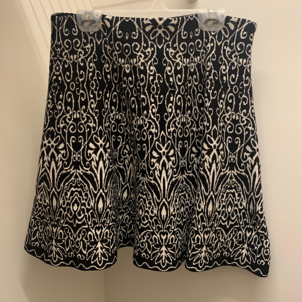 Black & Cream Knit Skirt